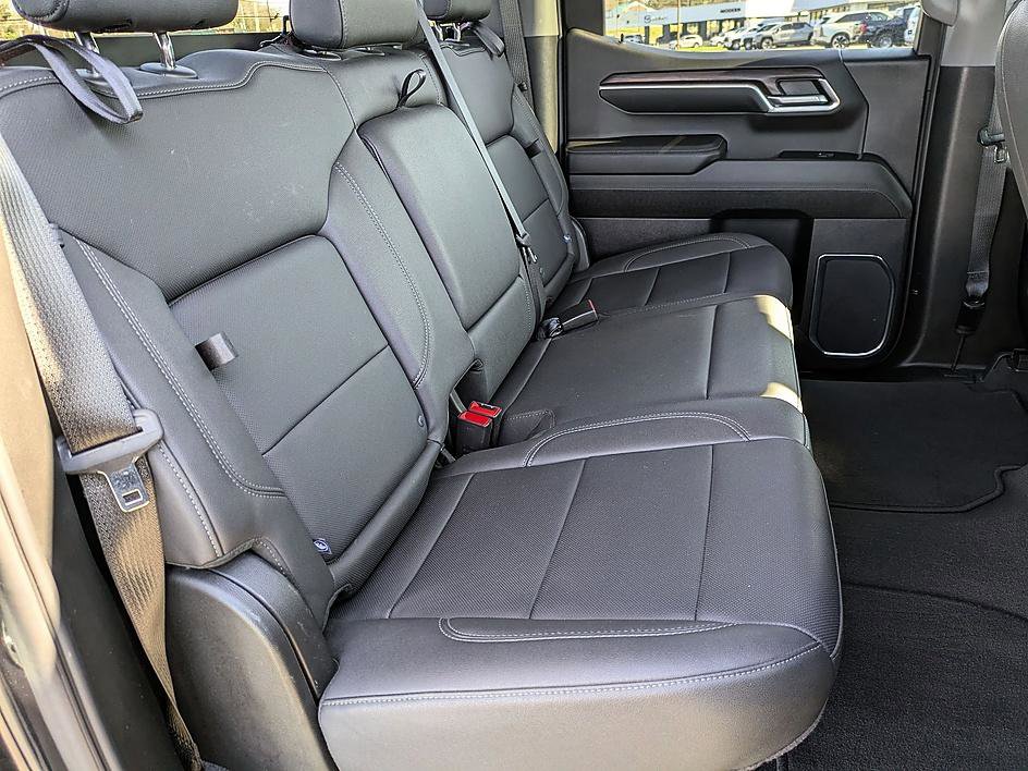 Used 2024 GMC Sierra 1500 SLT image 31