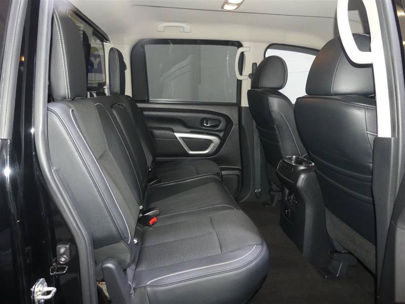 Used 2018 Nissan Titan PRO-4X AWD/4WD image 27