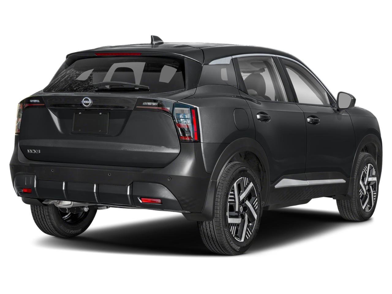 Used 2025 Nissan Kicks SV AWD/4WD image 2