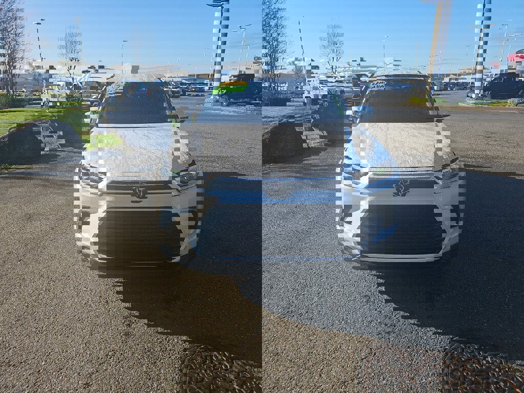 Used 2024 Toyota Grand Highlander XLE image 8