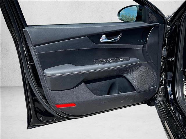 Used 2024 Kia Forte GT-Line w/ GT-Line Premium Package image 18