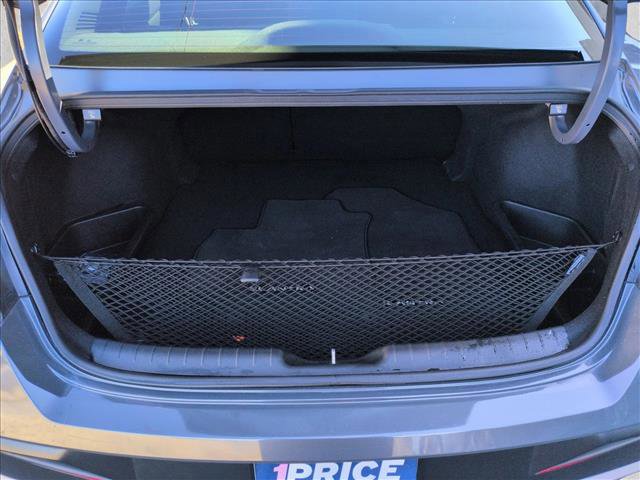 Used 2024 Hyundai Elantra SEL w/ Convenience Package image 6