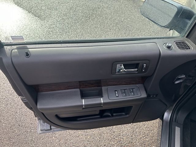 Used 2019 Ford Flex Limited image 17