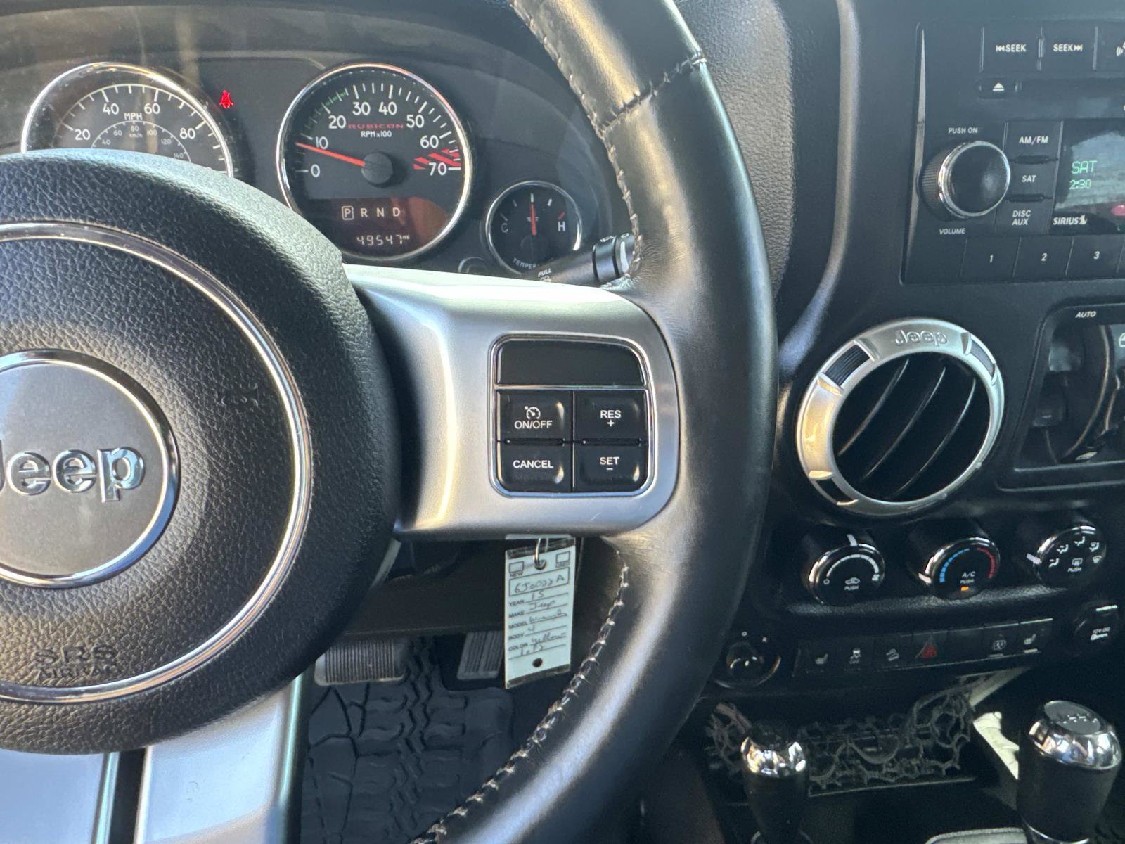 Used 2015 Jeep Wrangler Unlimited Rubicon image 23