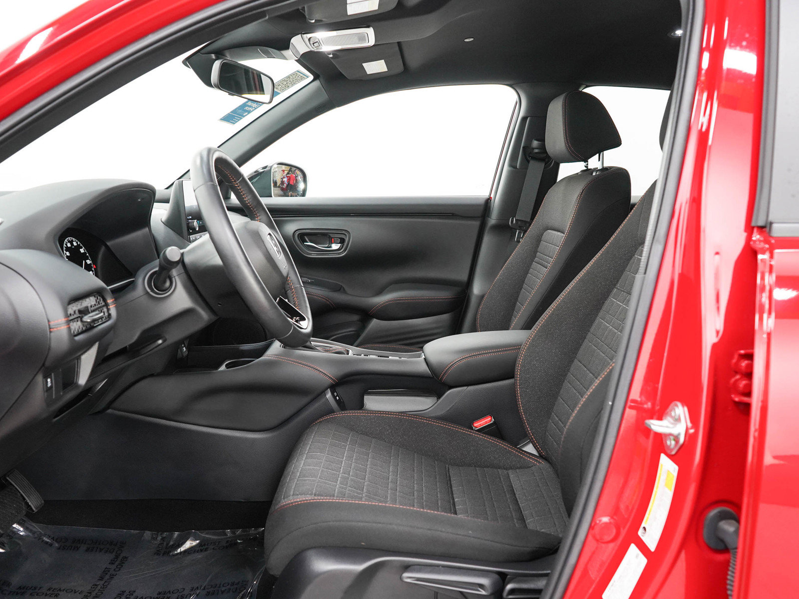 Used 2025 Honda HR-V Sport image 23