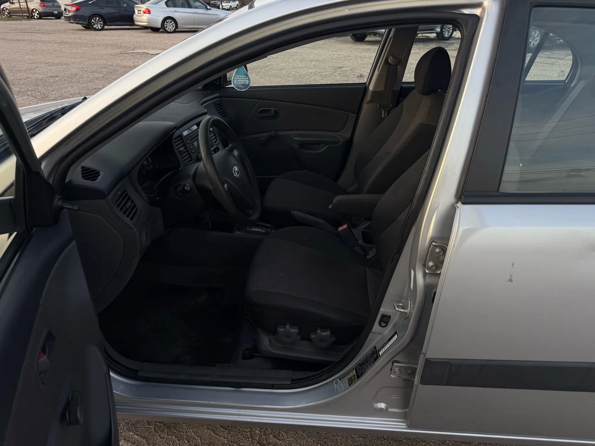 Used 2008 Kia Rio LX image 10