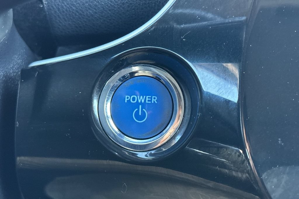 Used 2017 Toyota Prius Prime Plus FWD image 22