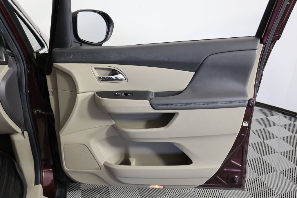 Used 2014 Honda Odyssey EX-L image 24