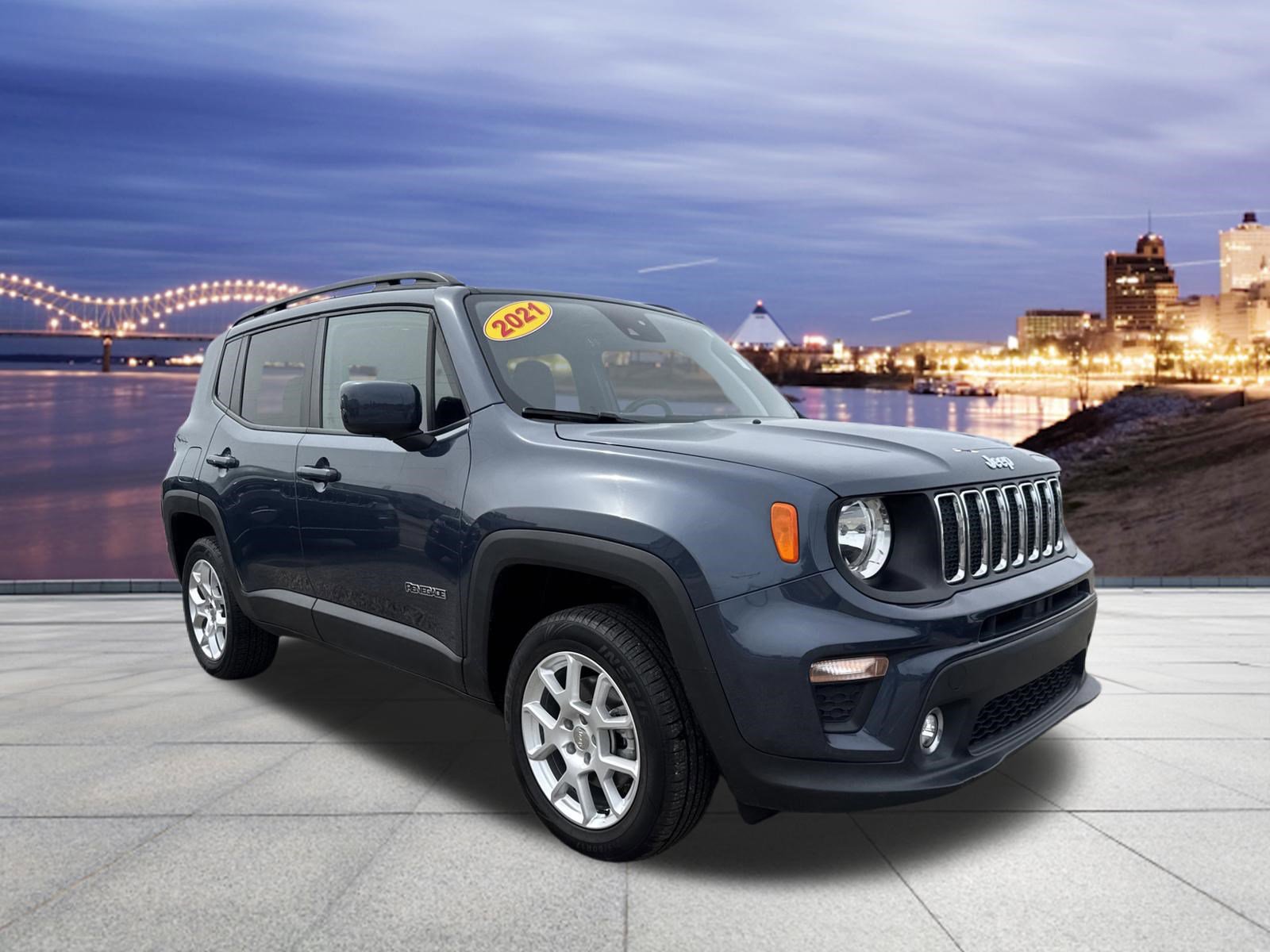 Used 2021 Jeep Renegade Latitude AWD/4WD image 4