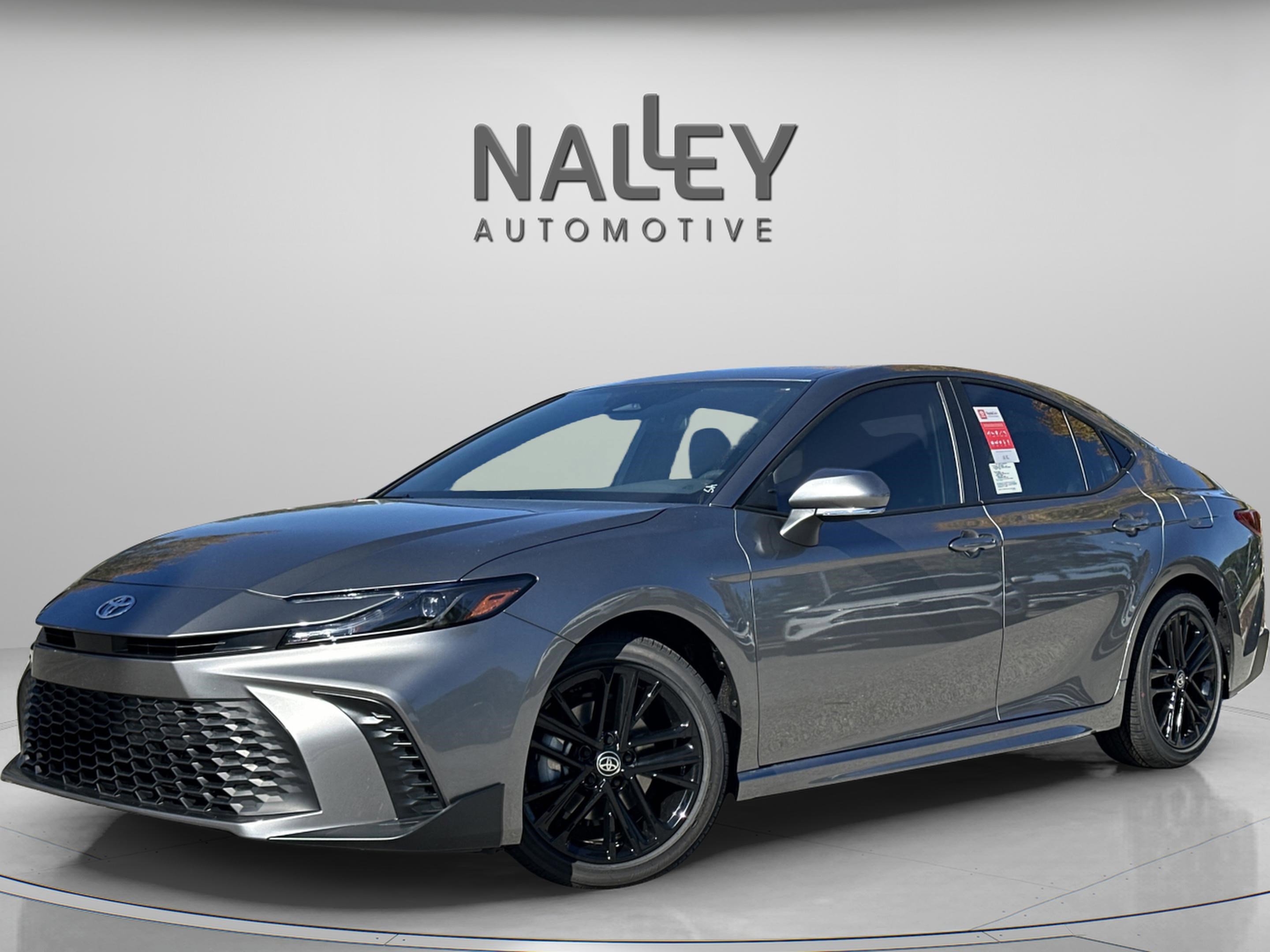 New 2026 Toyota Camry SE video 1
