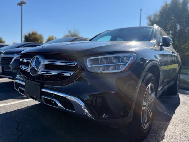 Used 2021 Mercedes-Benz GLC 300 4MATIC image 2