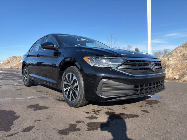 Used 2024 Volkswagen Jetta S image 1