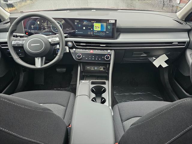 New 2025 Hyundai Sonata SEL FWD image 13