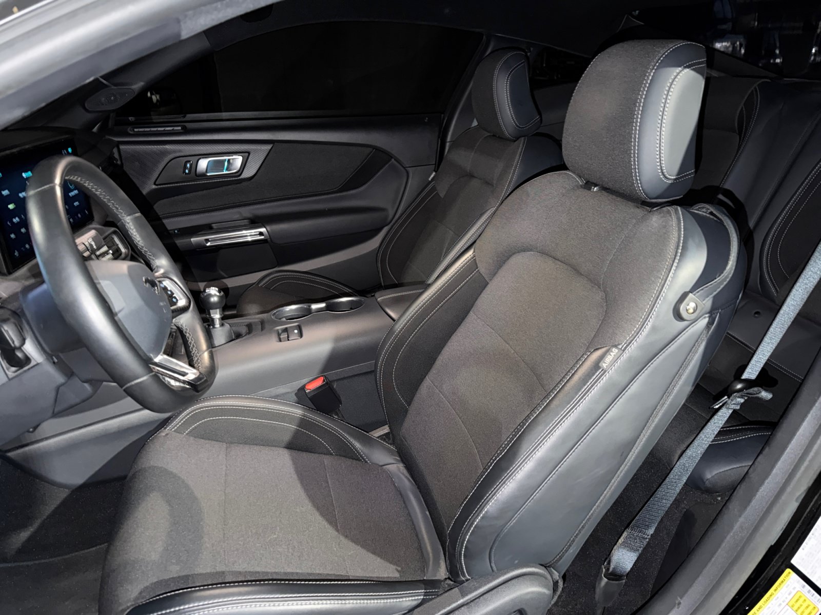 Used 2025 Ford Mustang GT RWD image 15