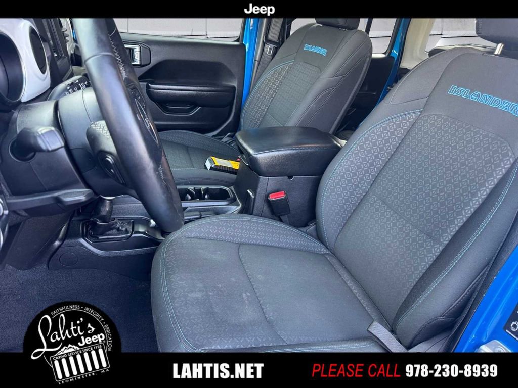 Certified 2021 Jeep Wrangler Unlimited Islander image 11