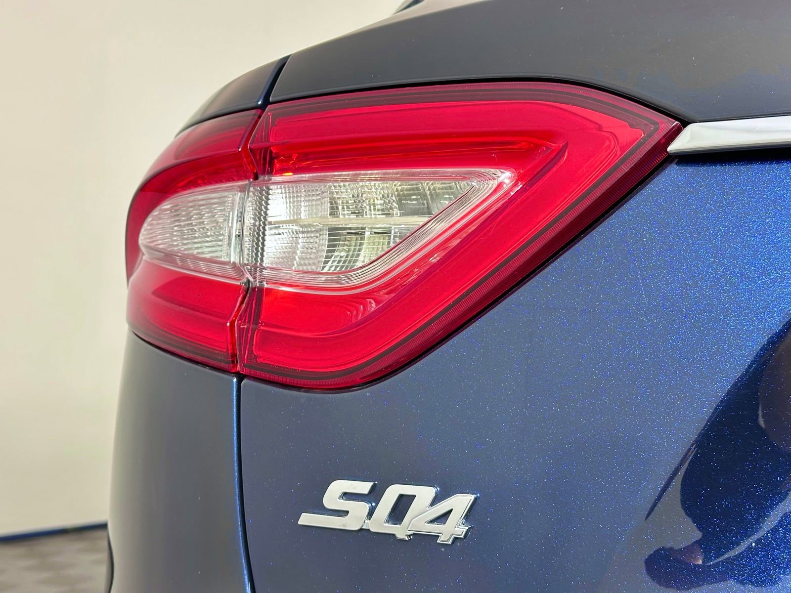 Used 2020 Maserati Levante S GranSport AWD/4WD image 13
