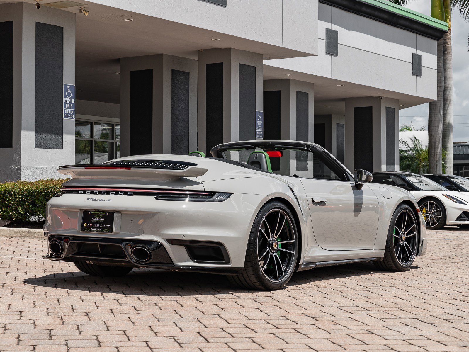 Used 2022 Porsche 911 Turbo S image 33