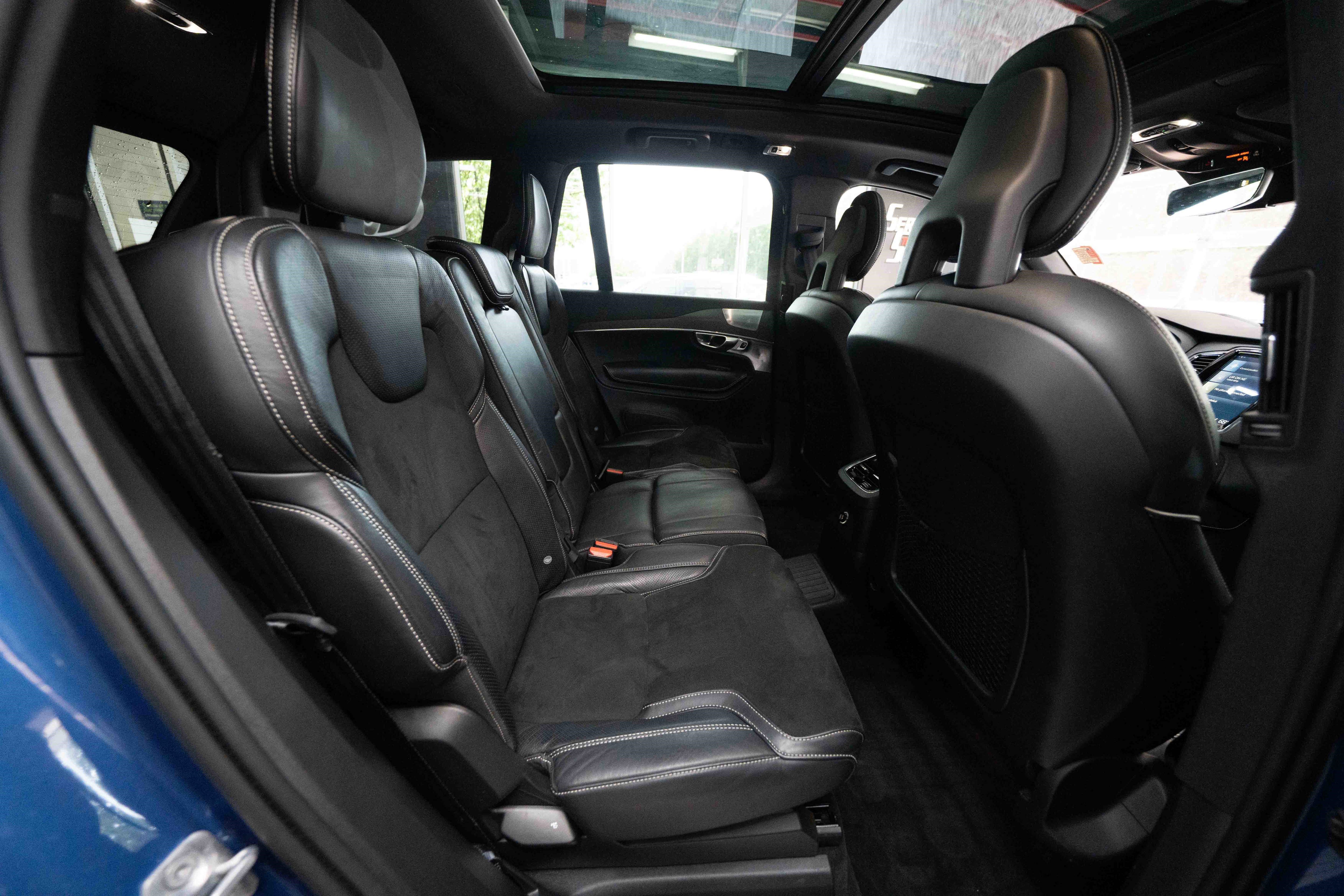 Used 2018 Volvo XC90 T8 R-Design w/ Convenience Package AWD/4WD image 25