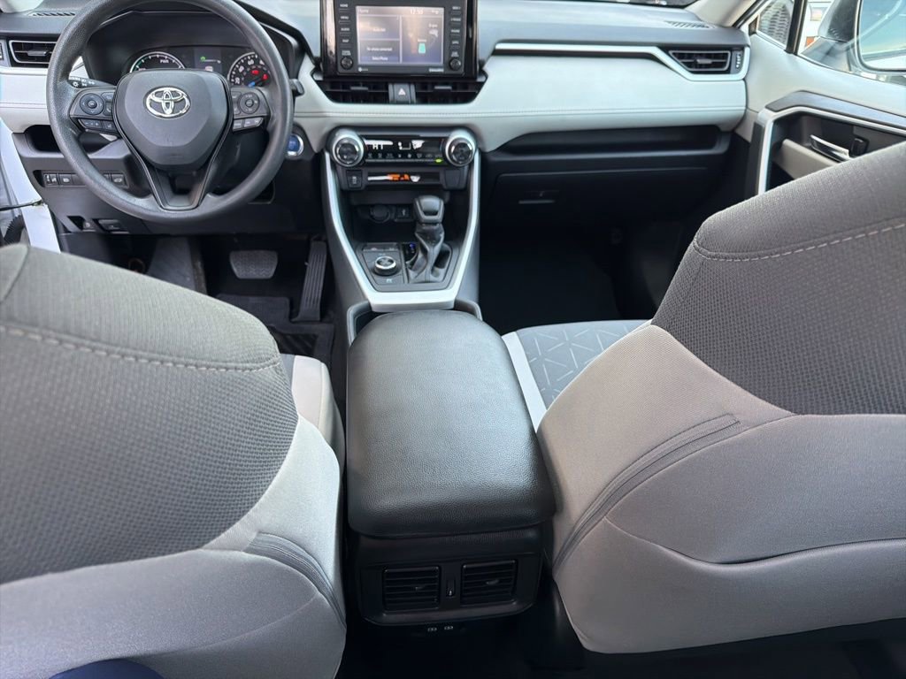 Used 2022 Toyota RAV4 XLE w/ Convenience Package AWD/4WD image 13