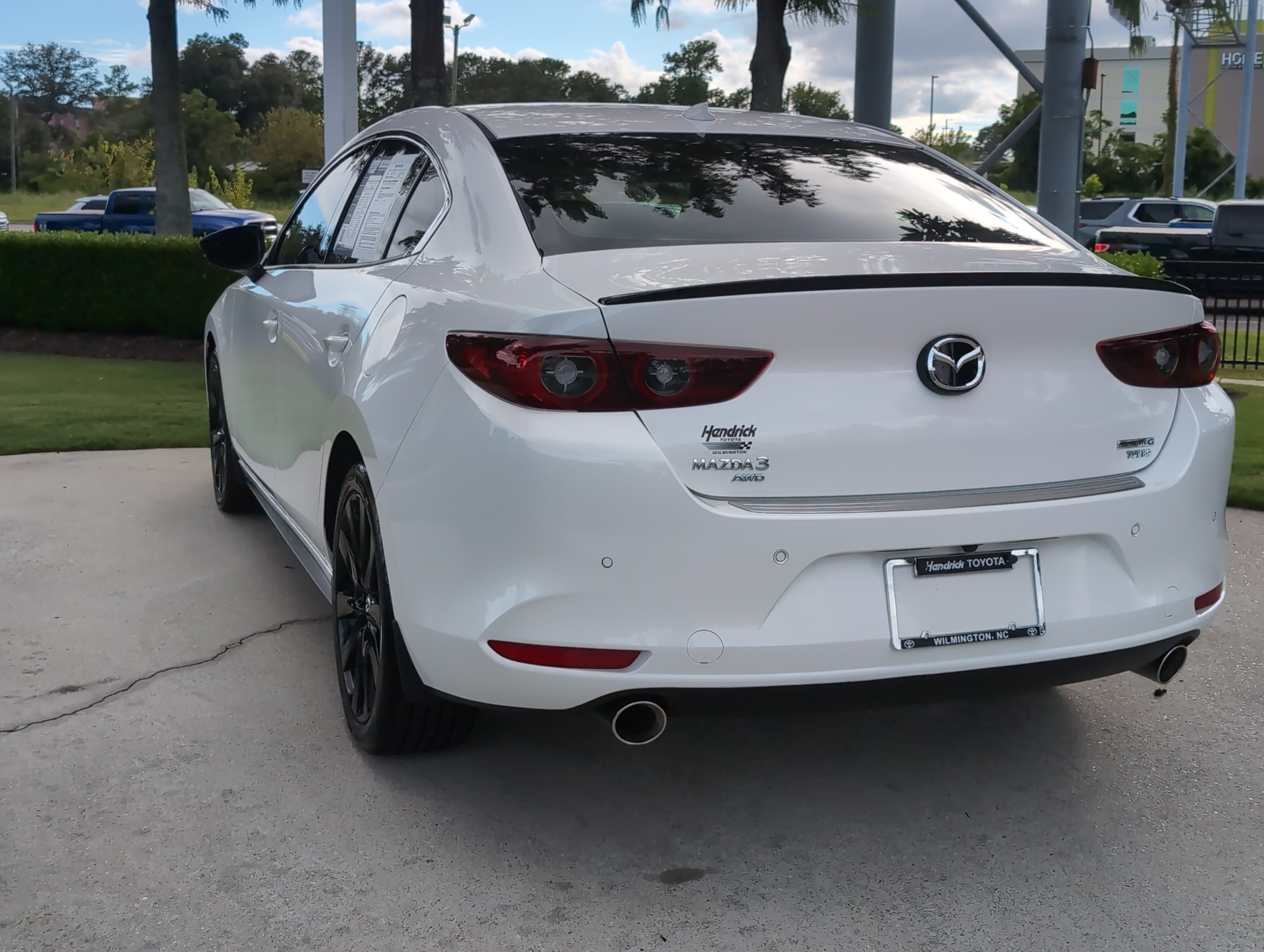 Used 2026 MAZDA MAZDA3 2.5 Turbo Sedan w/Premium Plus AWD/4WD image 8