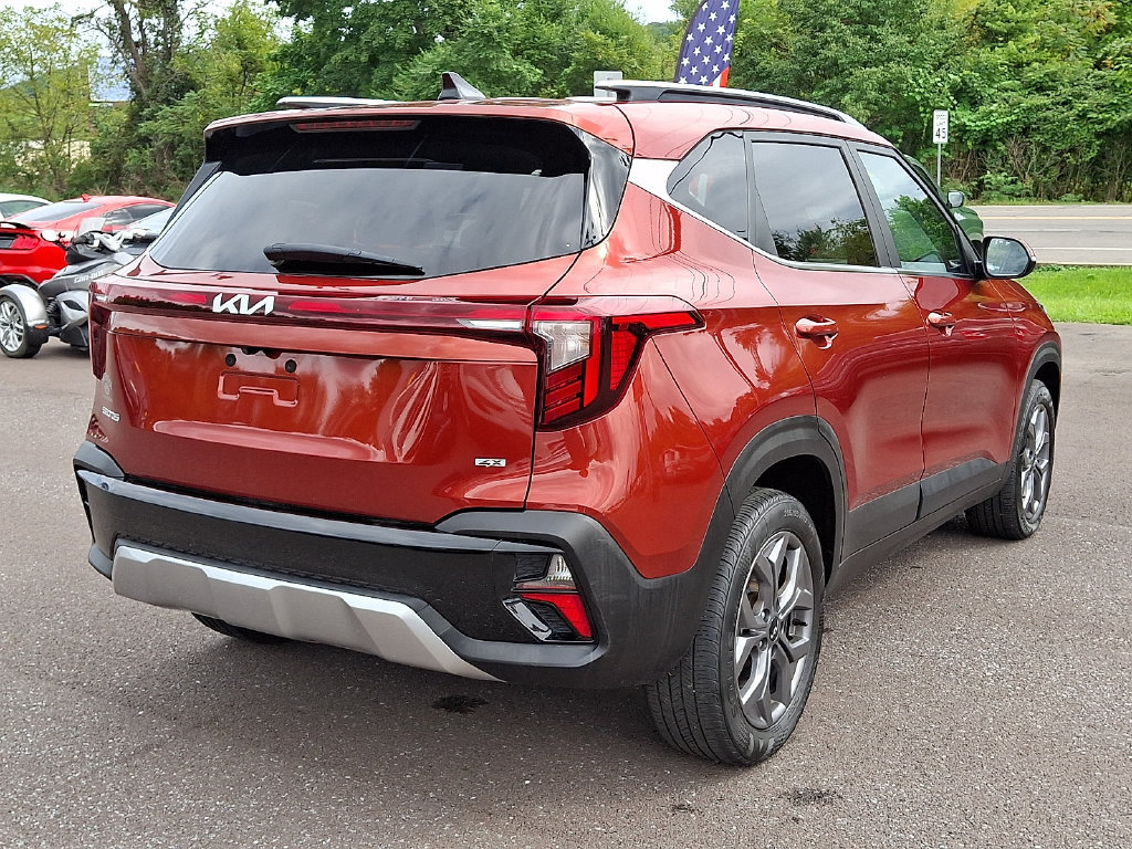 Used 2024 Kia Seltos S AWD/4WD image 10