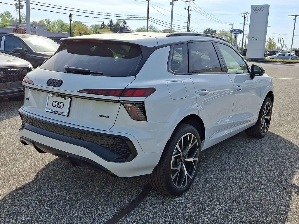 New 2026 Audi Q3 quattro 2.0T AWD/4WD image 4