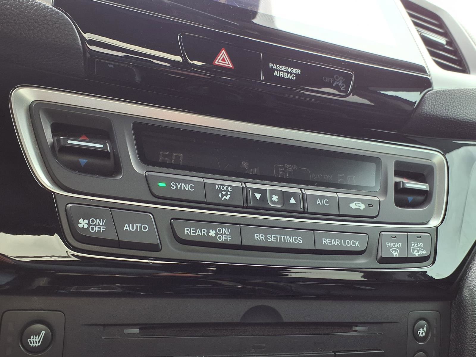 Used 2017 Honda Pilot Elite image 7