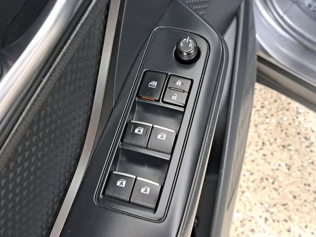 Used 2018 Toyota C-HR XLE image 22