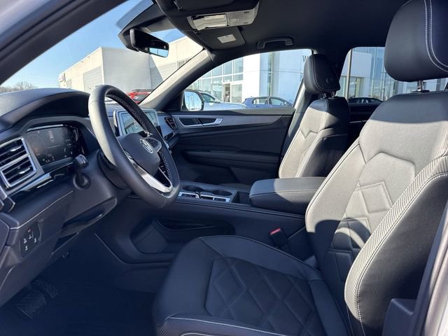 Used 2026 Volkswagen Atlas Cross Sport SE FWD image 13