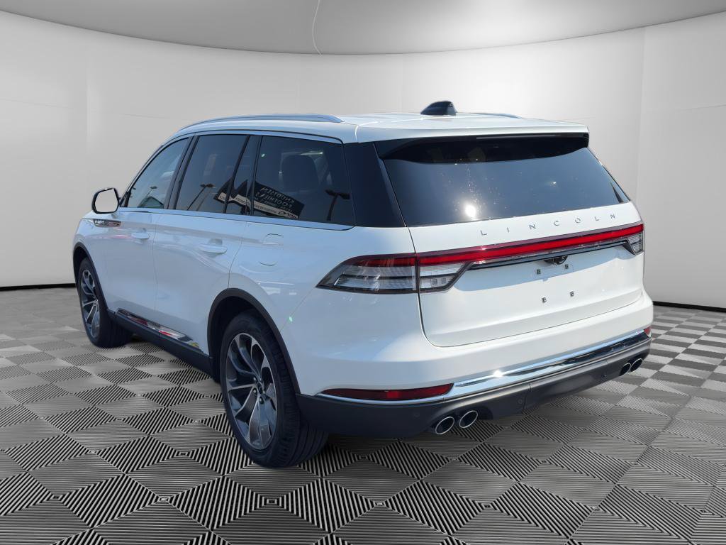 New 2026 Lincoln Aviator Reserve w/ Luxury Package AWD/4WD image 5