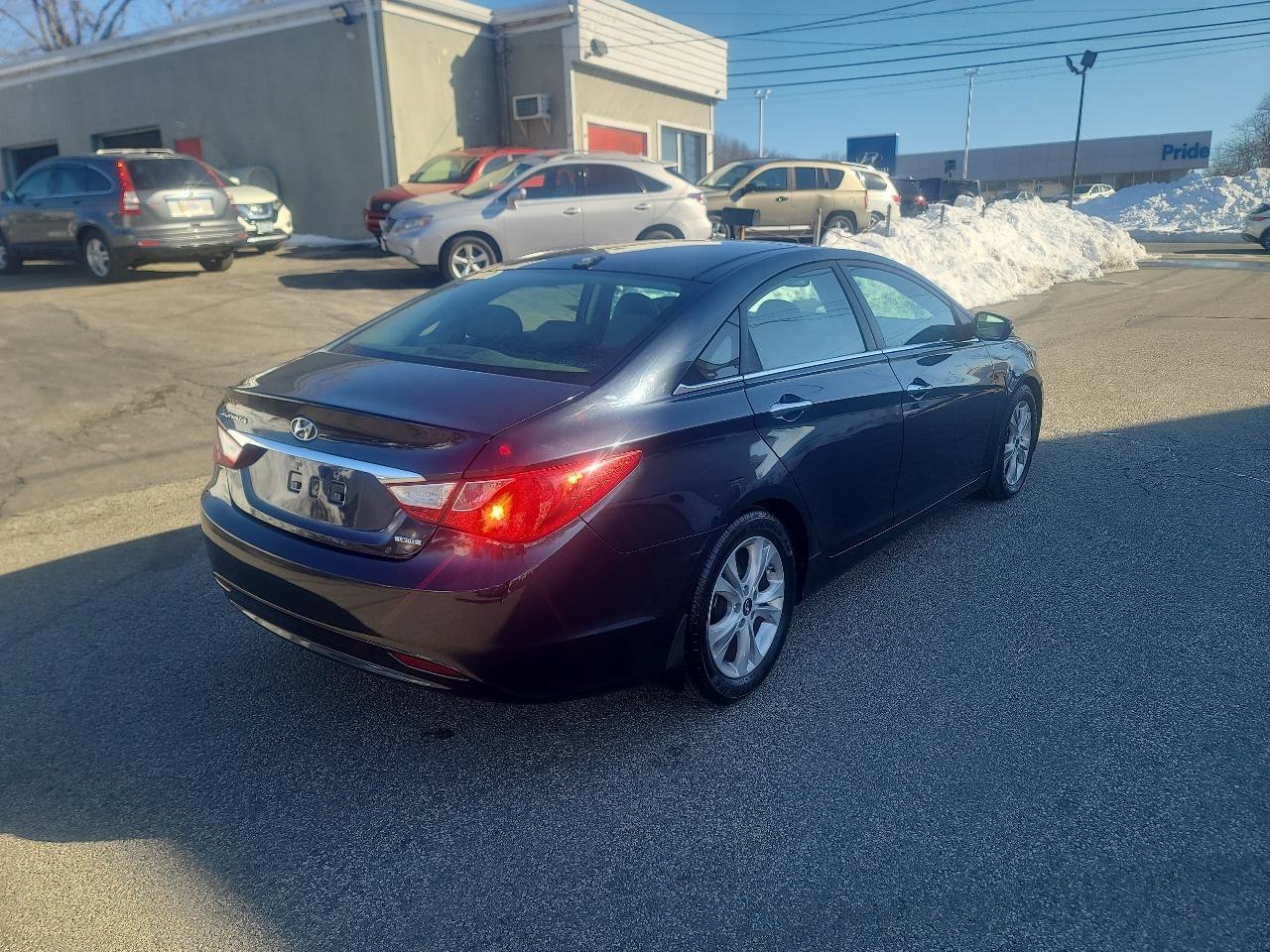 Used 2012 Hyundai Sonata Limited FWD image 7