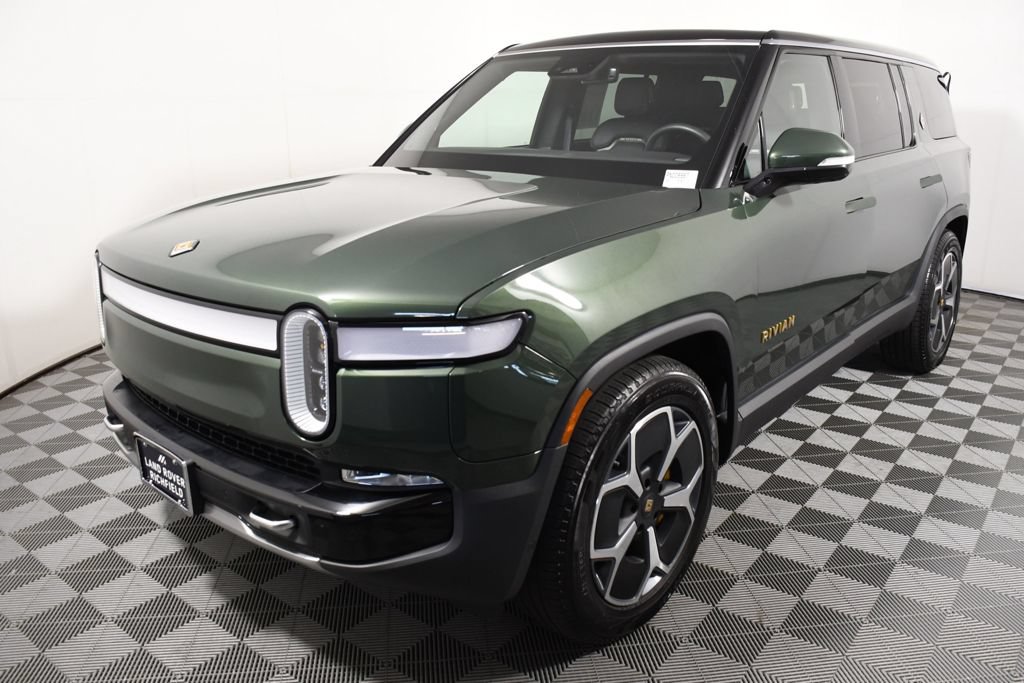 Used 2023 Rivian R1S Adventure AWD/4WD image 1