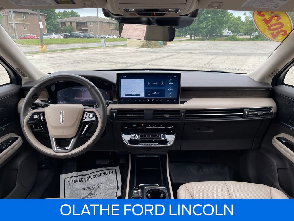 Certified 2023 Lincoln Corsair Reserve w/ Equipment Group 201A AWD/4WD image 16