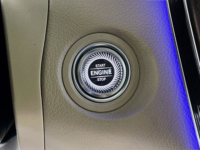 Used 2021 Mercedes-Benz GLC 300 4MATIC w/ Premium Package image 19