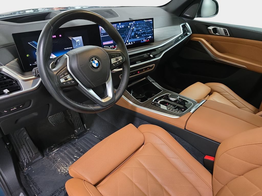 Used 2024 BMW X5 xDrive40i w/ Premium Package AWD/4WD image 16