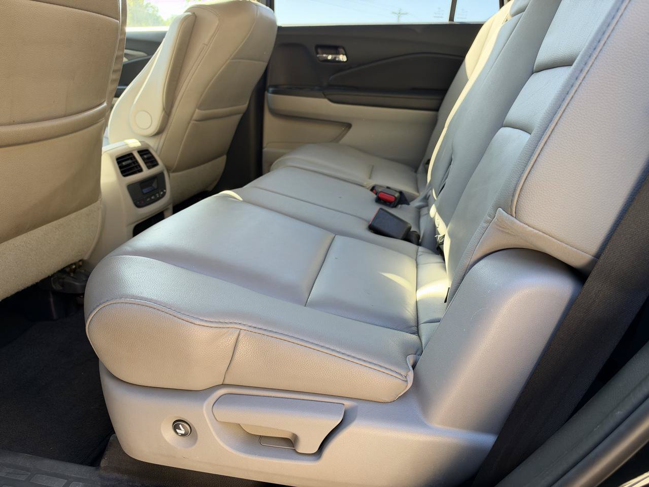 Used 2016 Honda Pilot EX-L image 37
