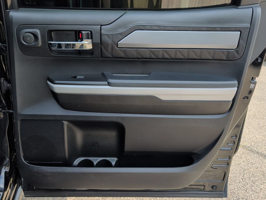 Used 2018 Toyota Tundra Platinum AWD/4WD image 34