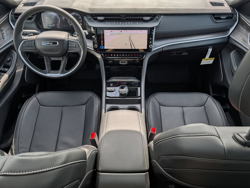 New 2026 Jeep Grand Cherokee L Limited AWD/4WD image 8
