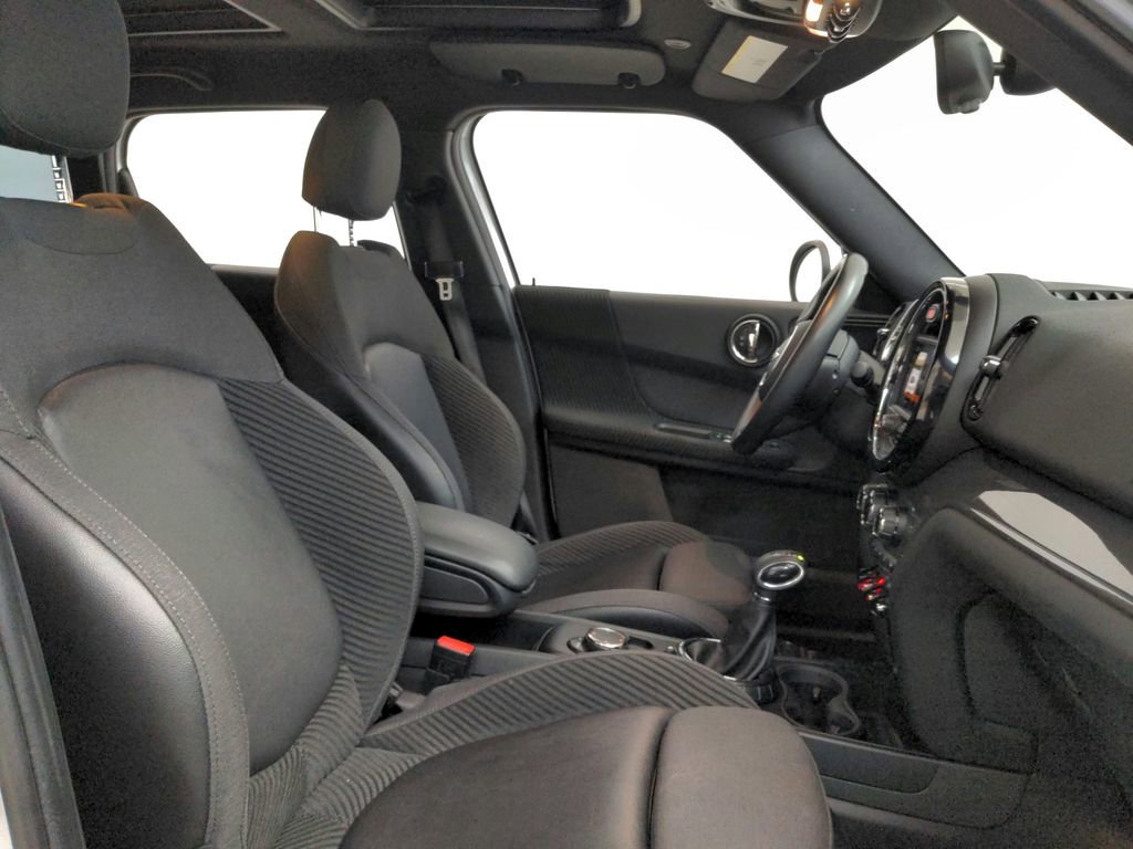 Used 2017 MINI Cooper Countryman ALL4 AWD/4WD image 26