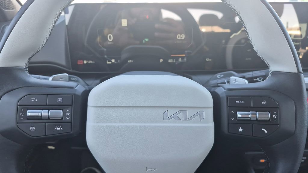 New 2025 Kia K4 GT-Line w/ GT-Line Premium Package image 18