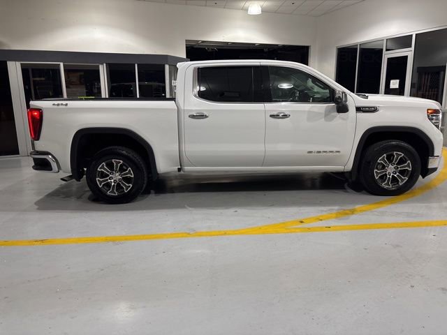 Used 2025 GMC Sierra 1500 SLT image 8