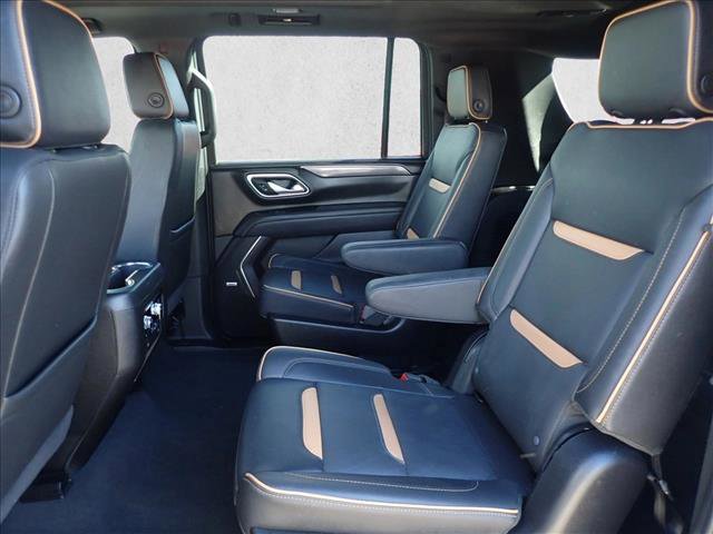 Used 2024 GMC Yukon XL AT4 w/ Max Trailering Package AWD/4WD image 8
