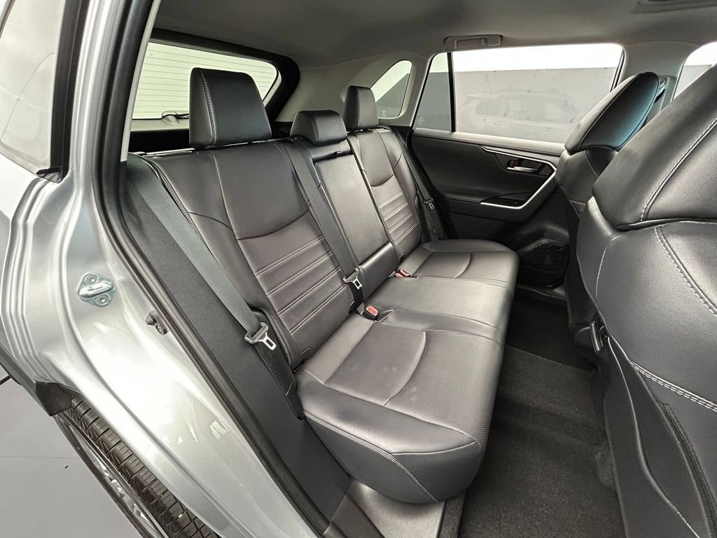 Used 2025 Toyota RAV4 Limited image 45