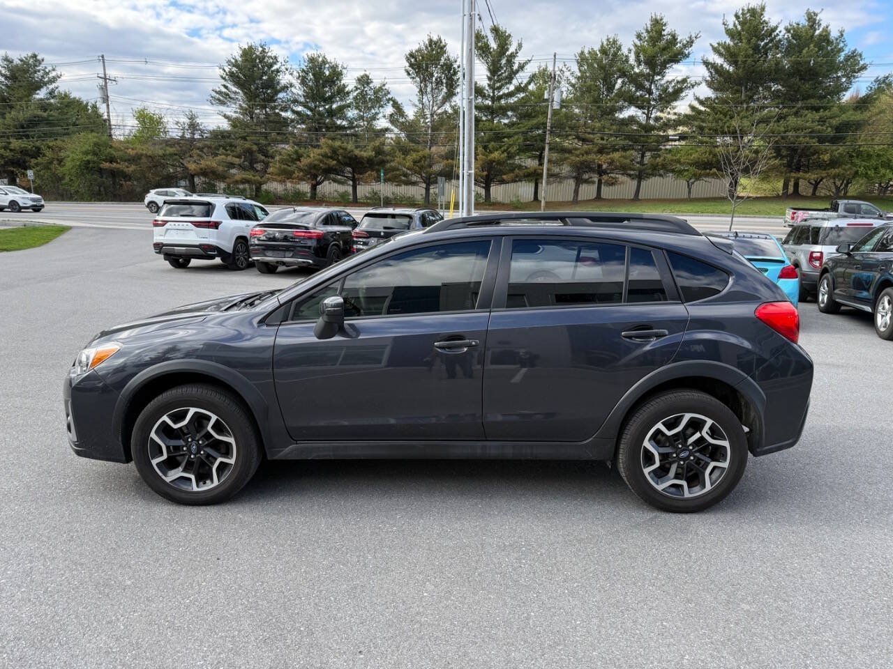 Used 2016 Subaru Crosstrek 2.0i Limited AWD/4WD image 7
