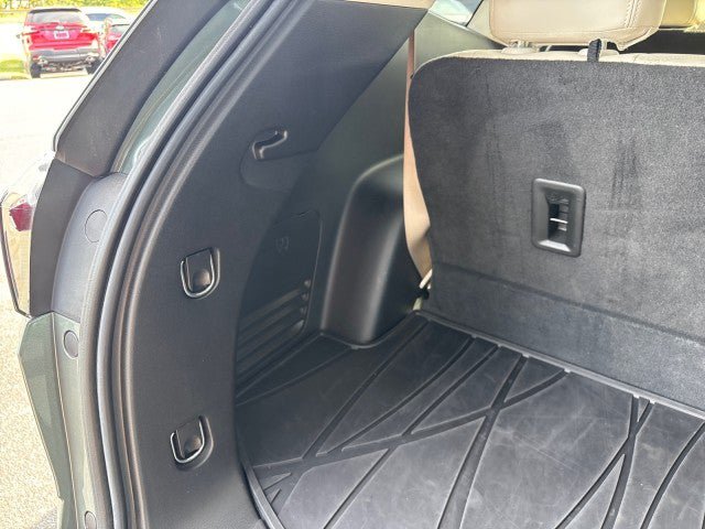 Used 2022 Buick Enclave Avenir w/ Trailering Package, 5000 lbs. FWD image 53