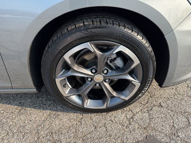 Used 2024 Chevrolet Malibu LT image 14