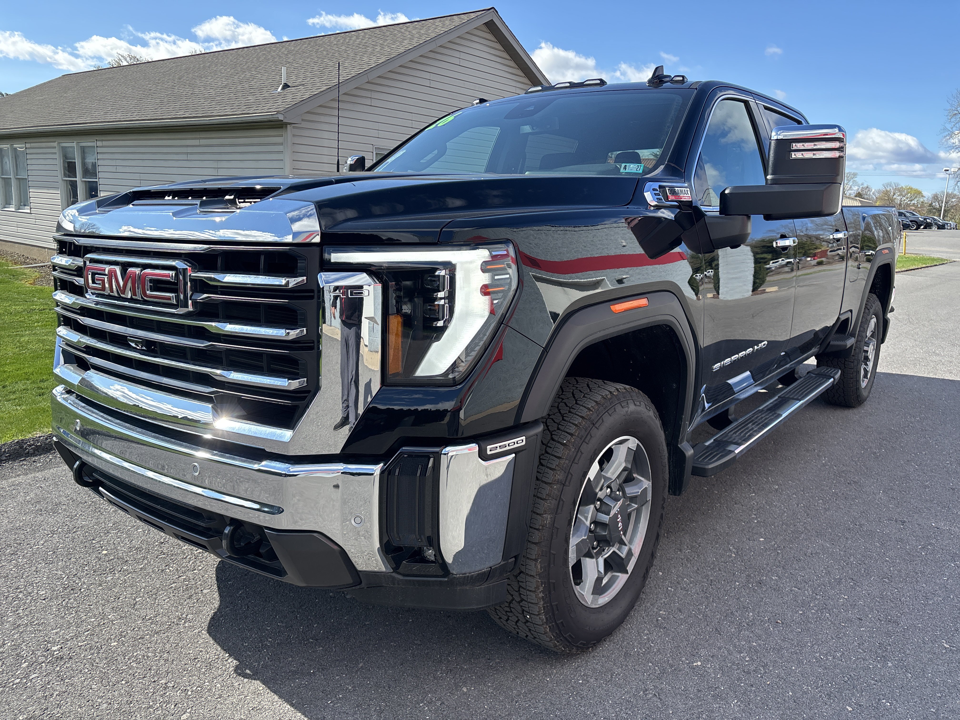 Used 2026 GMC Sierra 2500 SLT w/ SLT Convenience Package AWD/4WD image 7