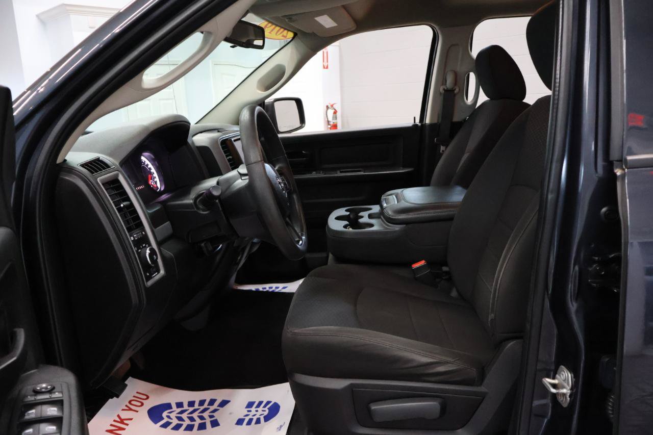 Used 2019 RAM 1500 Express w/ Wheel & Sound Group AWD/4WD image 10