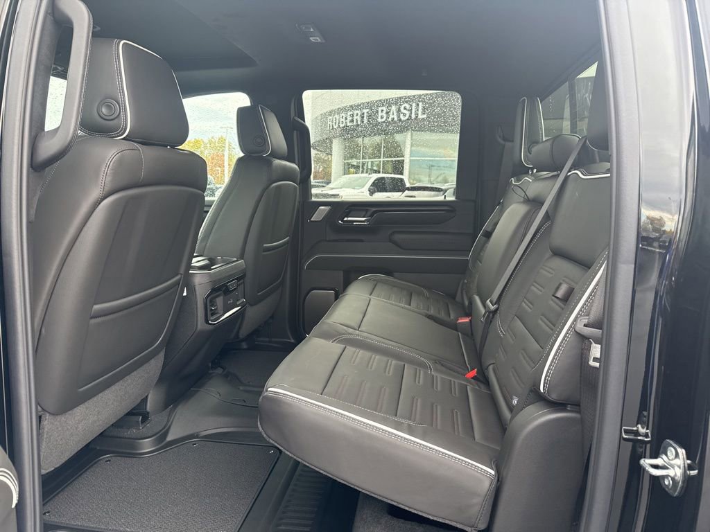 New 2026 GMC Sierra 2500 AT4X image 10