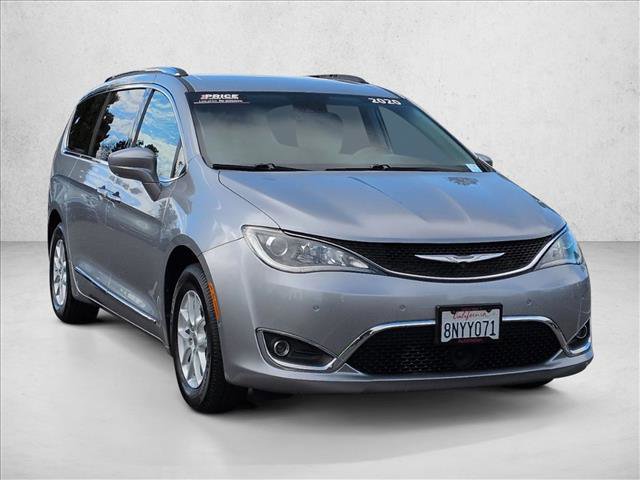 Used 2020 Chrysler Pacifica Touring-L w/ Advanced Safetytec Group image 3